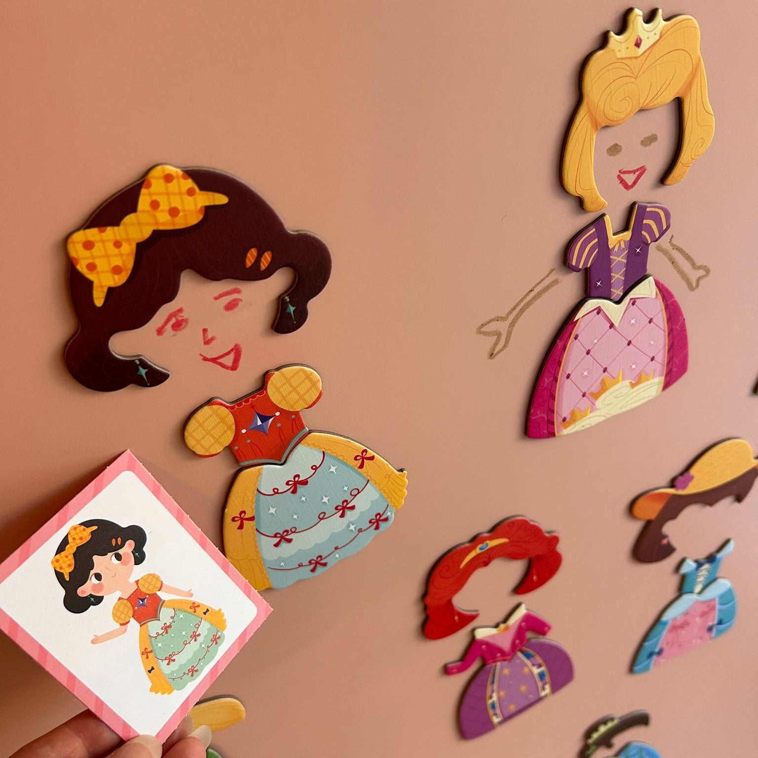 22pcs Princess costume magnets