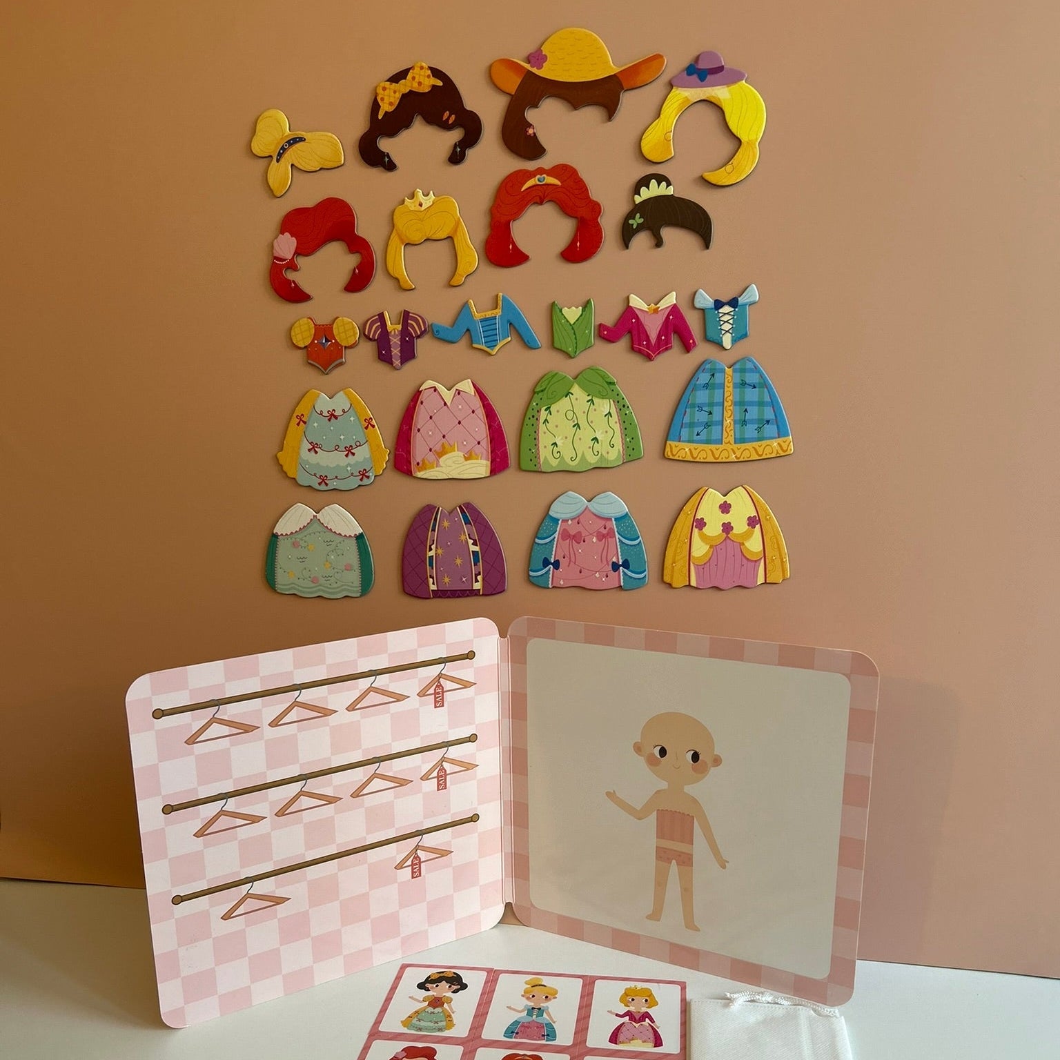 22pcs Princess costume magnets