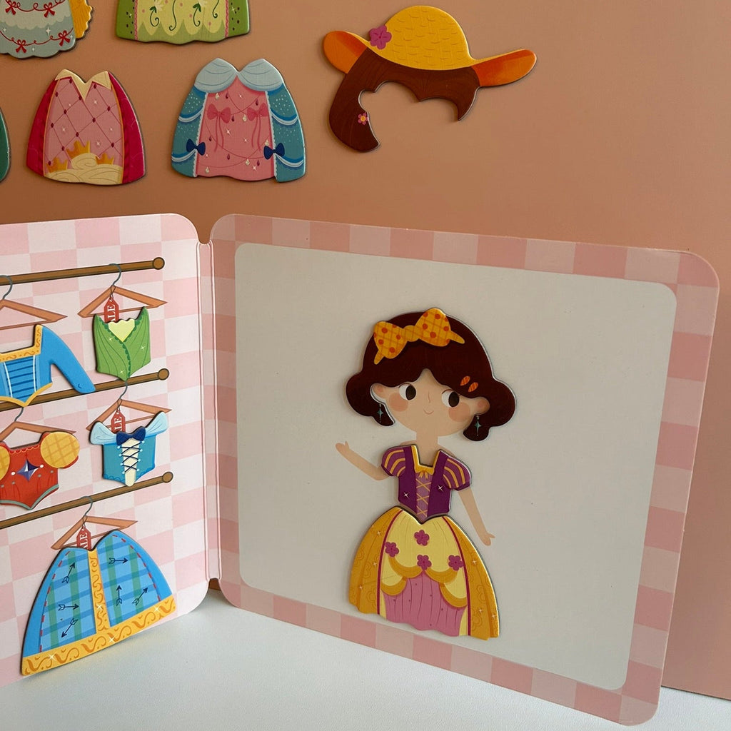 22pcs Princess costume magnets