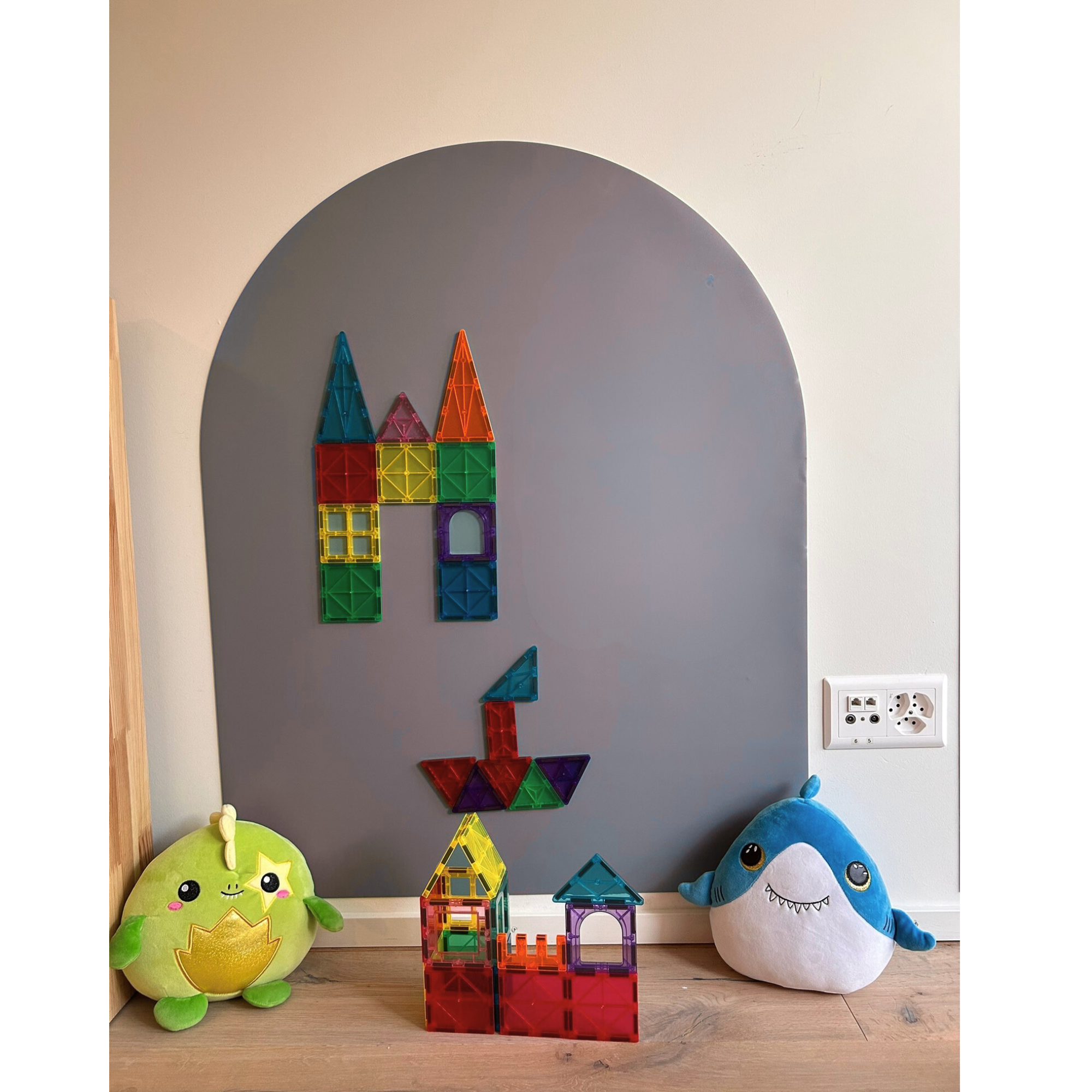 Magnetic Wall Chalkboard (76x95cm)